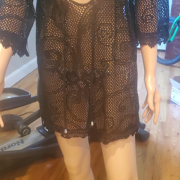 Coverup - Picture 4 of 4